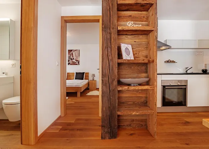 Luna Apartment *
